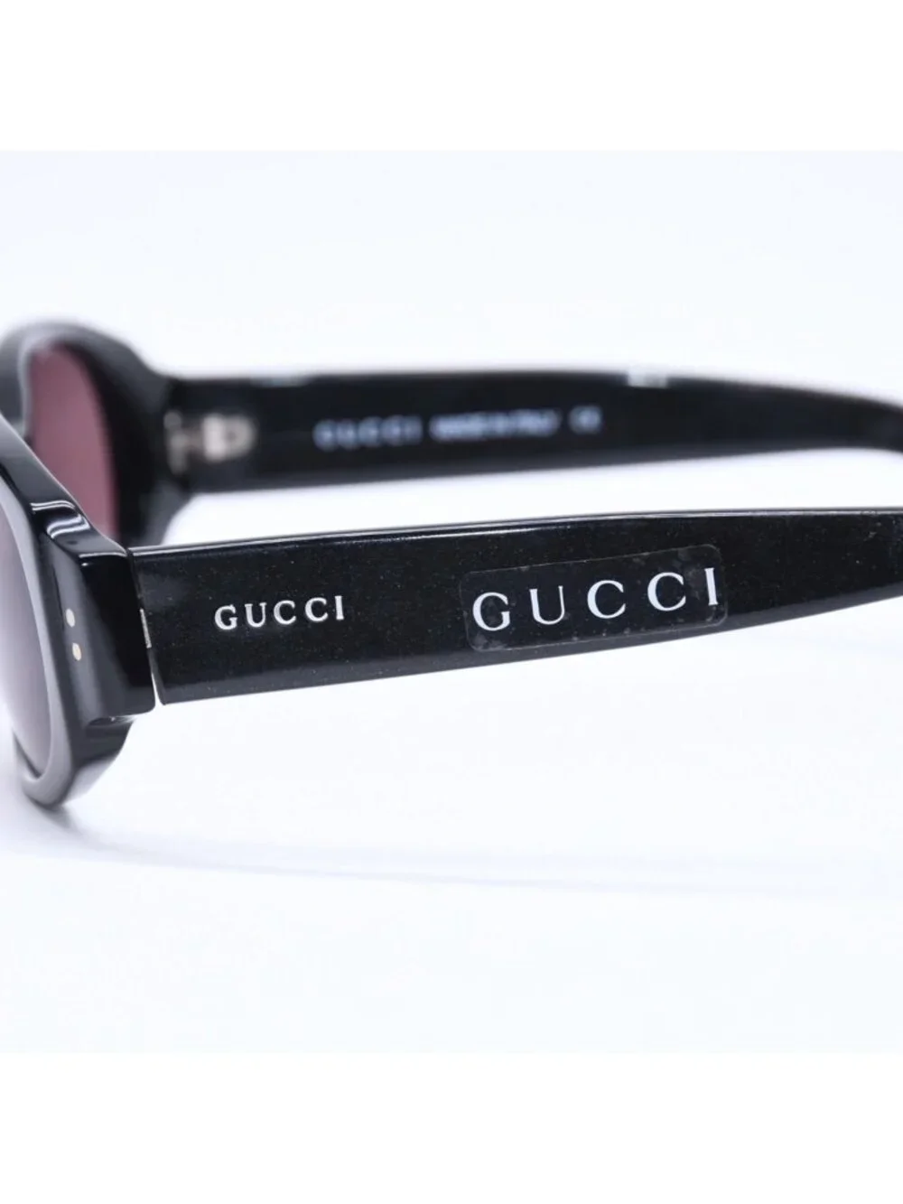 Gucci Oval Shape Sunglasses Eyewear S 52 19 Black Tom Ford Era Silver